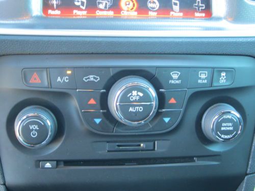 Certfied 5.7 Hemi Automatic 8.4" Nav Bluetooth Low Mile One Owner, image 46