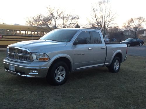 2011 Ram 1500 SLT Crew Cab Pickup 4-Door 4.7L, image 5