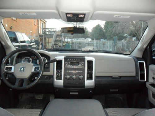 2011 Ram 1500 SLT Crew Cab Pickup 4-Door 4.7L, image 11
