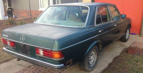 Mercedes benz 300D Manual Transmission, image 2