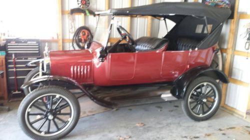 1923 model t touring car - fully restored  - mint condition