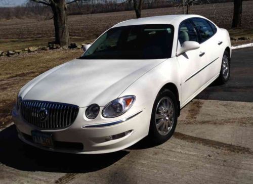 2009 buick lacrosse cxl  3.8l v6 59k miles looks and runs like new! $13,900.