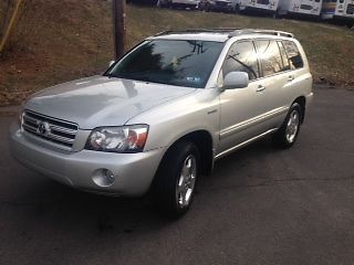 2006 toyota highlander v6 3.3 sport awd 3rd row sit 47k