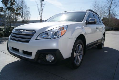 2013 subaru outback 2.5i special appearance. keyless start/entry. amazing shape!