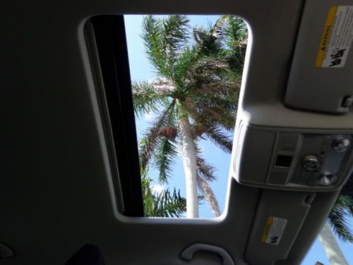 Florida Tiptronic Winter & Sport Pkg Navigation 14K Miles Clean Car Clean Carfax, image 4