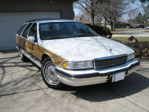 Buick roadmaster estate station wagon beautiful condition low mileage garaged