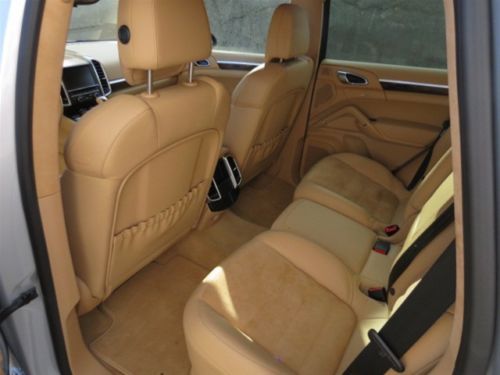 GTS 4.8L Bluetooth Navigation Sport Chrono Package Camera, image 4