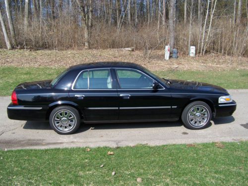 2008 mercury grand marquis ls 59,310 miles