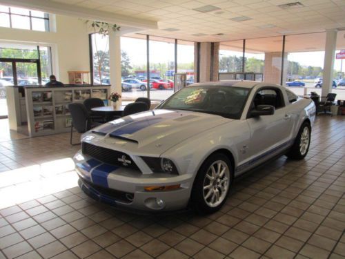 2008 shelby gt 500 kr !!!!   590 miles!!!! bone stock!!!!