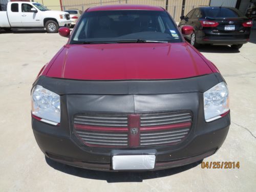 2007 dodge magnum sxt wagon; 4 door