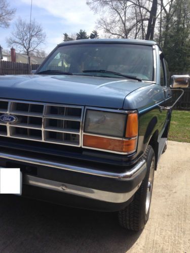 1989 ford bronco ii xlt plus 2-door 2.9l classic suv great condition low miles!!