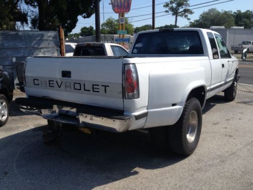 Hd silverado diesel 6.5l ext cab 2wd runs &amp; drives white with tan interior