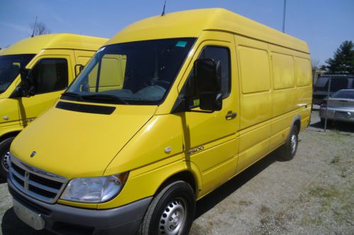 2006 dodge sprinter 2500&#039; w/b 158 ex dhl nice van runs great!