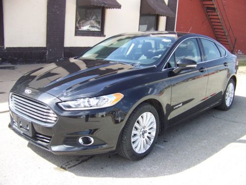 2013 ford fusion se hybrid/electric, 7k miles, black on black leather, loaded