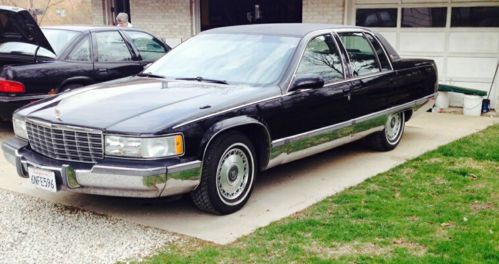 1995 cadillac fleetwood brougham black/black with gold trim