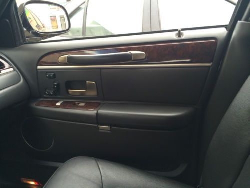 2009 Lincoln Town Car Executive Sedan 4-Door 4.6L, US $7,400.00, image 7