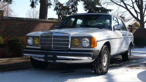 1982 mercedes-benz 300d turbodiesel southern car in excellent condition