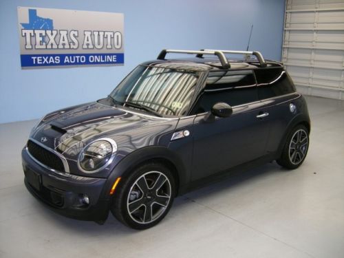 We finance!! 2012 mini cooper s hardtop turbo 6-speed pano roof 23k m texas auto