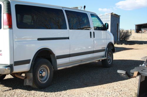 2000 gmc savana 3500 base extended passenger van 3-door 7.4l 4x4