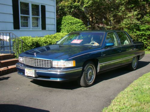 1995 cadillac deville base sedan 4-door 4.9l