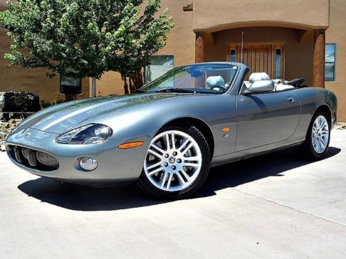 Pristine! &#039;04 jaguar xkr supercharged convertible lo miles! mint!