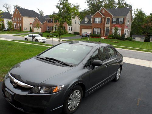 2009 honda civic dx-vp (one owner/garaged/non-smoking)