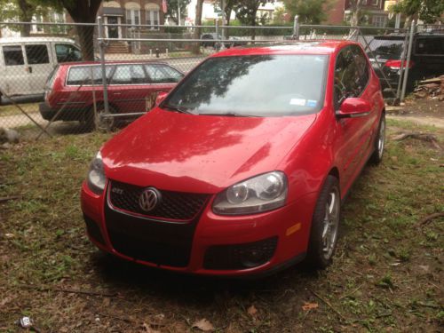 2006 volkswagen gti base hatchback 2-door 2.0l