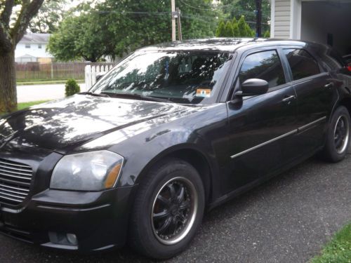 2007 dodge magnum sxt wagon 4-door 3.5l