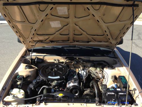 VERY RARE TOYOTA COROLLA SR5 1 OWNER LOW MILES, image 7