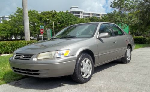 98 Camary Perfect Condition New Tires Cassette and C D Looks and Runs Like New, image 23
