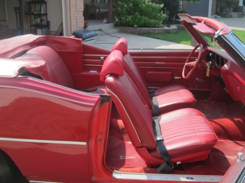 1970 pontiac lemans sport convertible [not gto] would make a great gto clone