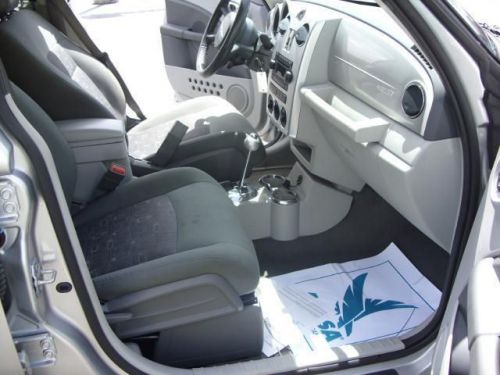 2010 Chrysler PT Cruiser Classic, image 4