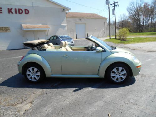 2008 volkswagen new beetle s