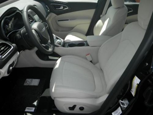 2015 Chrysler 200 Limited, US $23,738.00, image 11