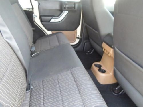 2011 jeep wrangler unlimited sahara