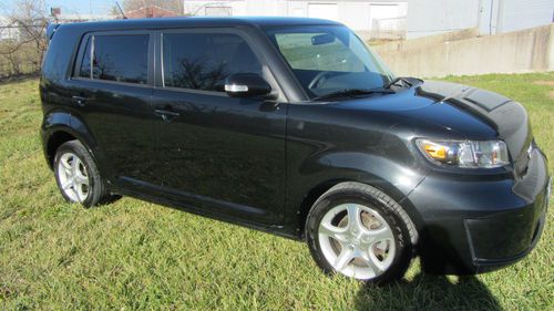 2008 scion xb 5door with navigation