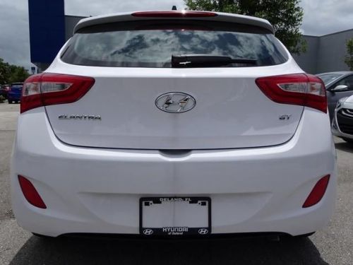 2014 hyundai elantra gt base