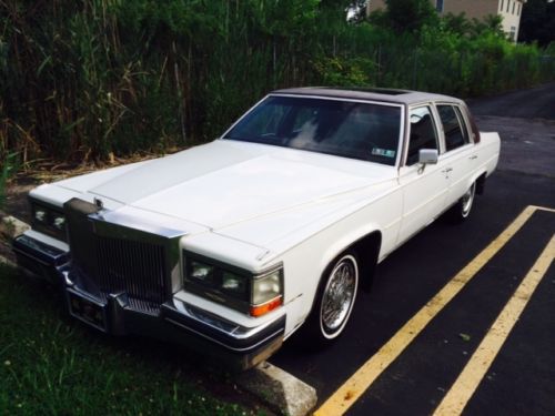 1984 cadillac fleetwood with 31k orig miles 1owner fully loaded runs great!!!, US $3,000.00, image 5