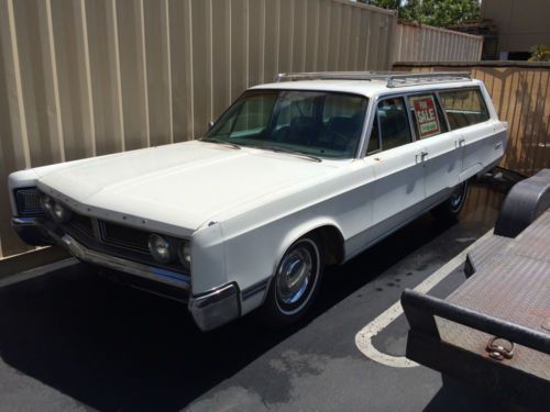 1967 chrysler town &amp; country 9-pass wagon 440 tnt/tqflite/8 3/4 rear runs great!