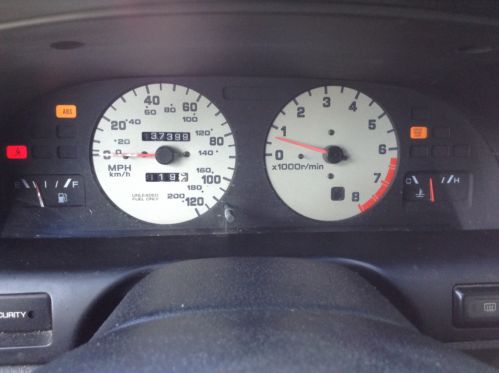 Nissan Altima 4 cylinder 1999 great for gas, image 2