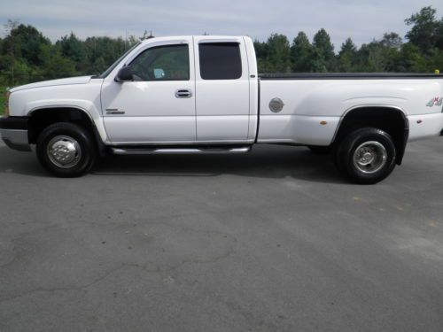 Dual rear wheel long box 4x4 duramax diesel 112k rust free leather banks exhaust