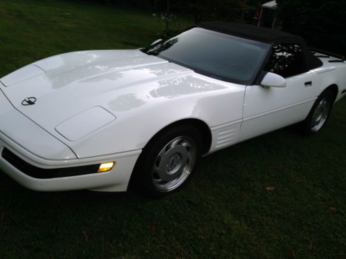 1992 chevrolet corvette base convertible 2-door 5.7l