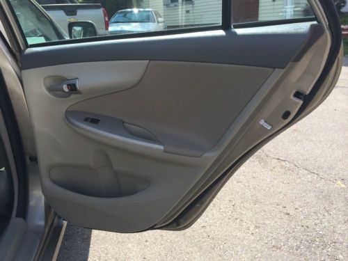 2010 Toyota Corolla Base Sedan 4-Door 1.8L, US $8,995.00, image 14