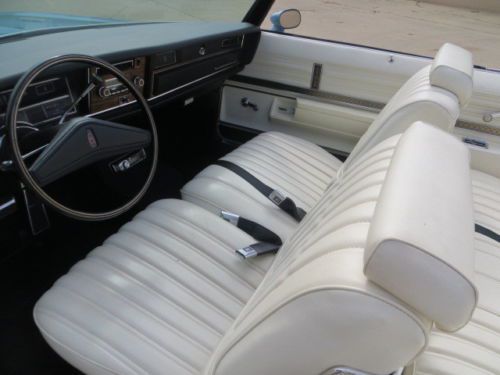 All original 1975 Oldsmobile Delta 88 Royale Convertible, one owner 22,000 miles, US $14,500.00, image 10