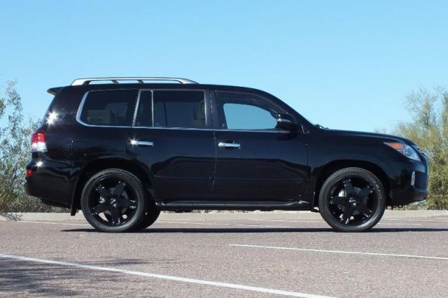 2013 lexus lx 570 base