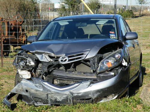 2005 mazda 3 "wrecked"