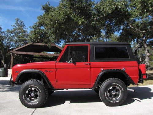 Custom restored lifted one of a kind 1968 ford bronco 351 windsor v8 4x4