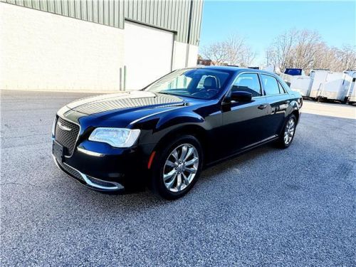 2018 chrysler 300 series touring l