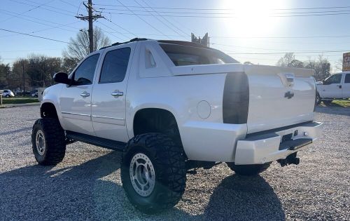 2011 chevrolet avalanche ltz