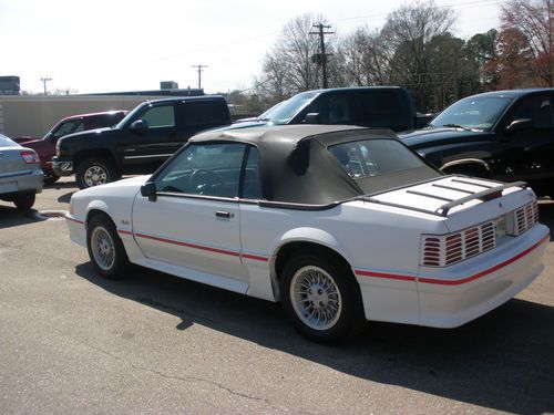 1988 ford mustang gt convertible 2-door 5.0l